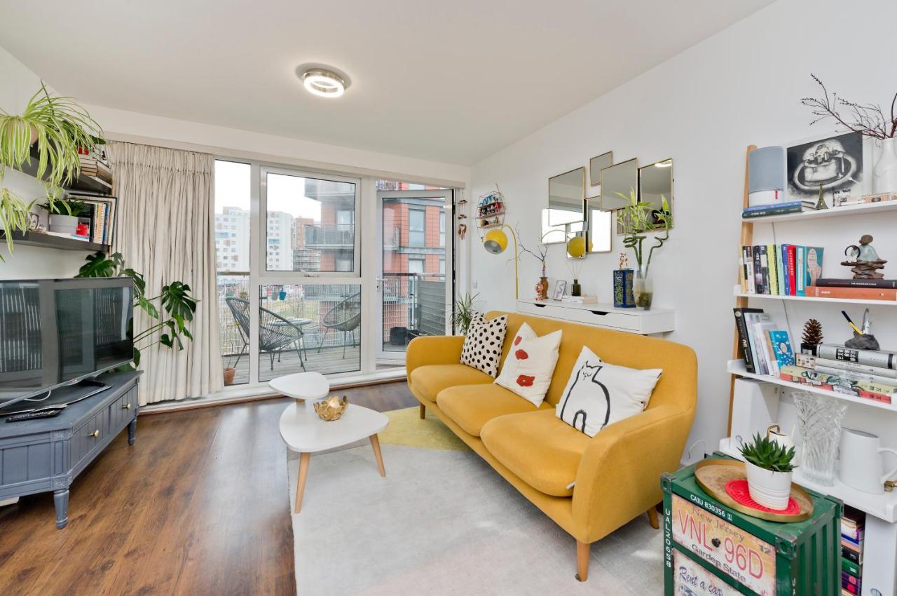 Bright Greenwich Flat Near Canary Wharf By Underthedoormat * Londra